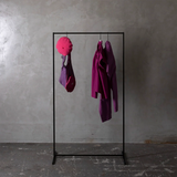 シンプル デザイン ハンガーラック 黒皮風塗装　W1200